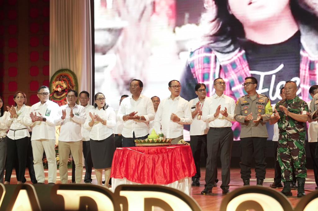 Syukuran HUT Ke-15 Mangupura dan Penganugerahan Mangupura Award 2024 "Dari Badung Bermanfaat Untuk Semua"
